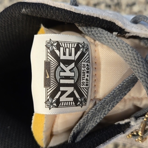 NIKE BLAZER MID 77 WHITE/ SMOKE GREY. SIZE US 10. EU 44. - Picture 6 of 10